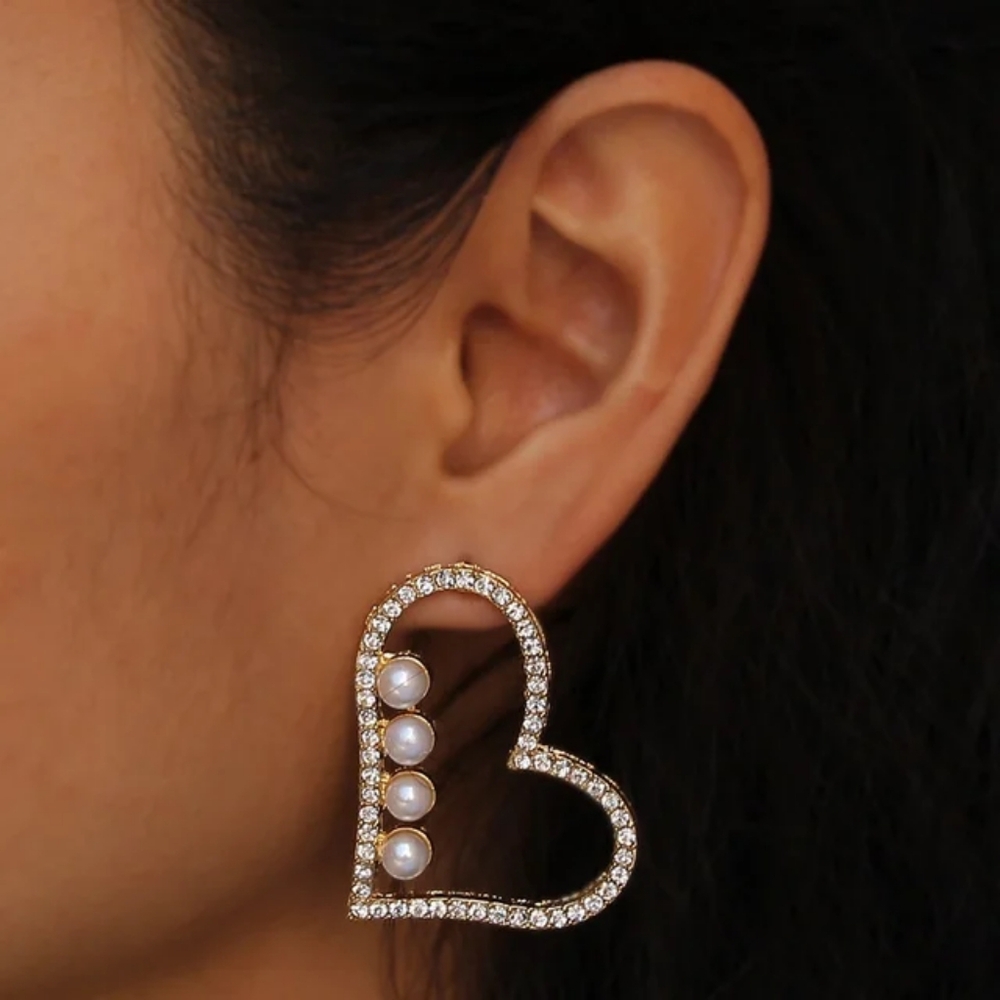 Heart Shaped Crystal Earrings With Faux Pearls